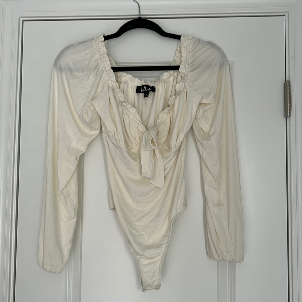 Lulus cream soft bodysuit